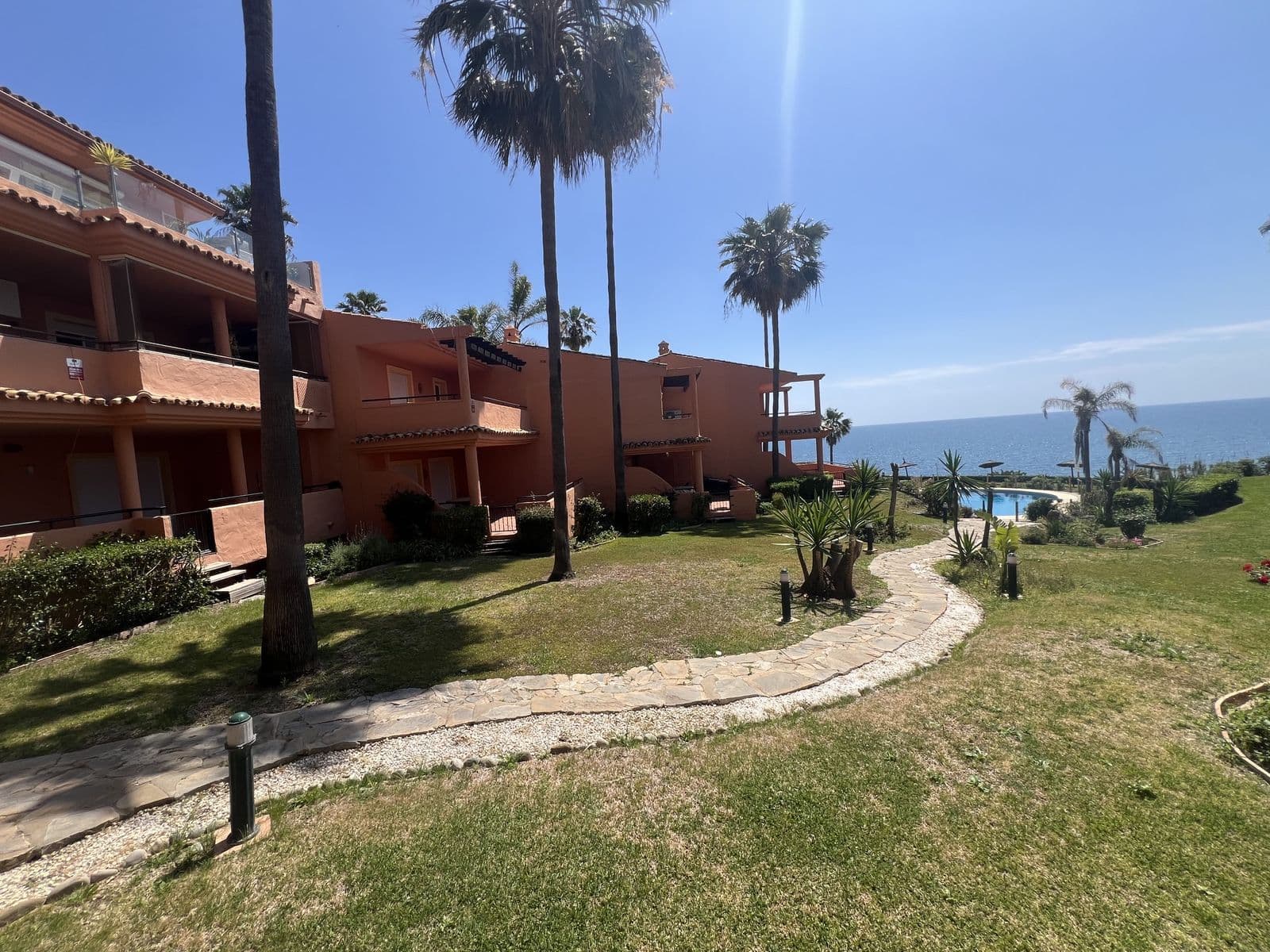 Ground Floor Apartment in Estepona, Estepona