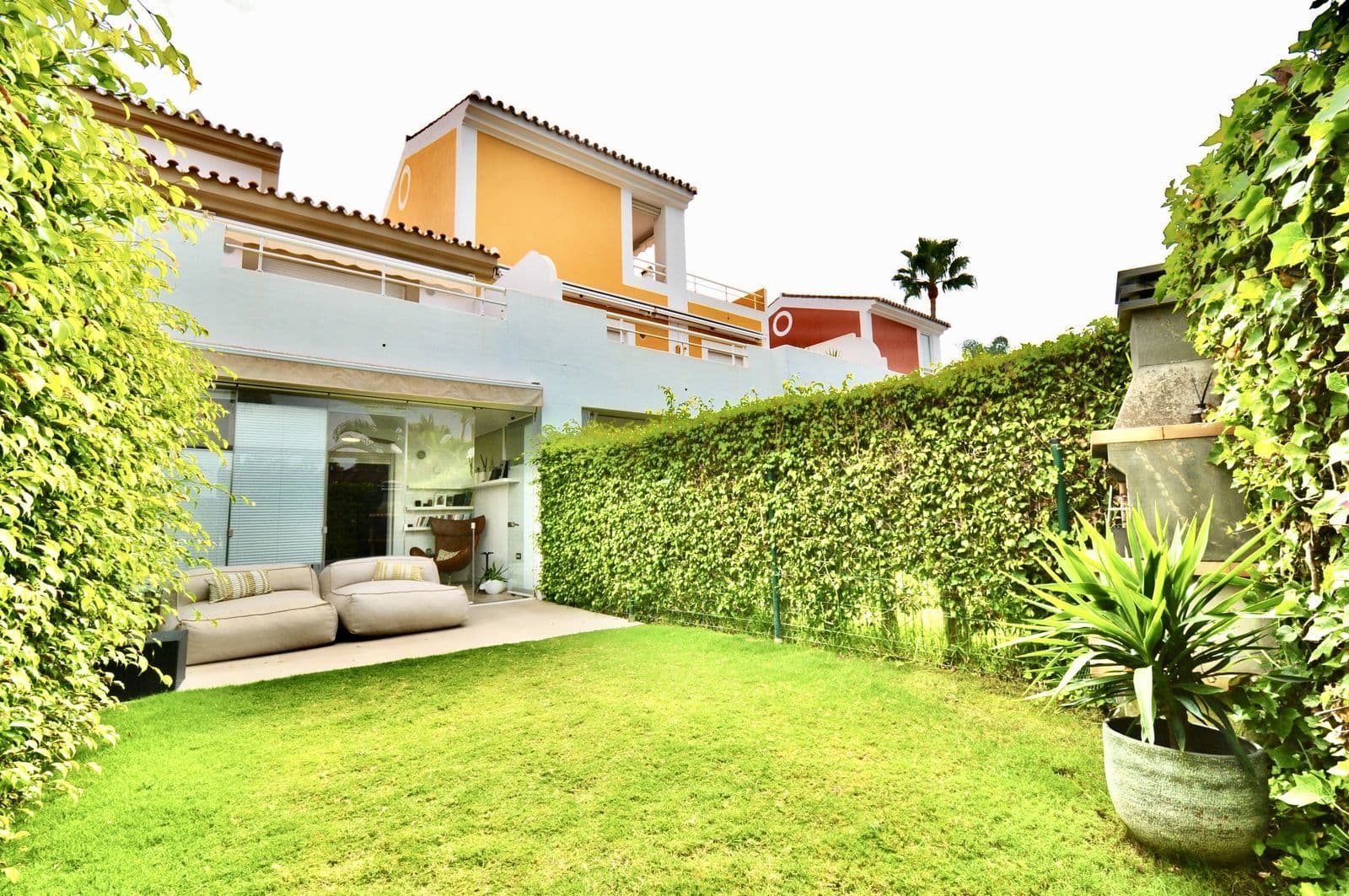 Ground Floor Apartment in El Paraiso, Estepona