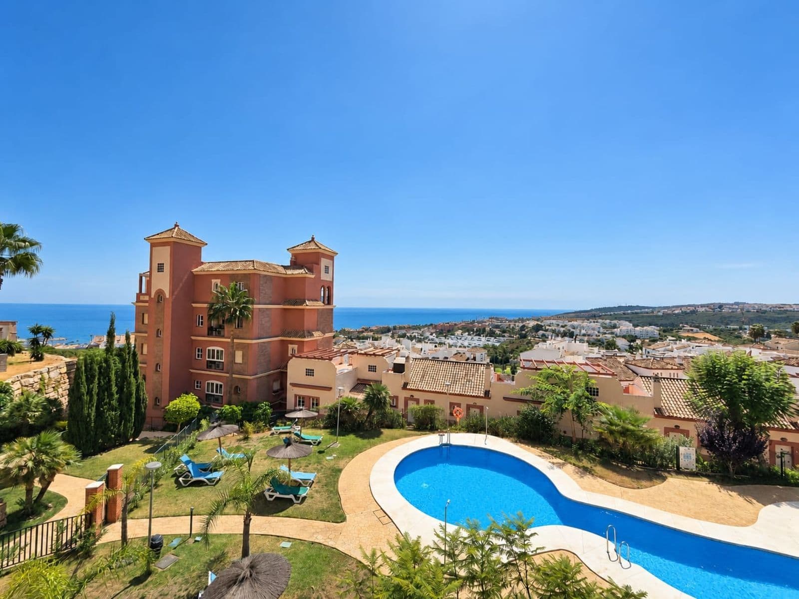 Ground Floor Apartment in La Duquesa, Manilva