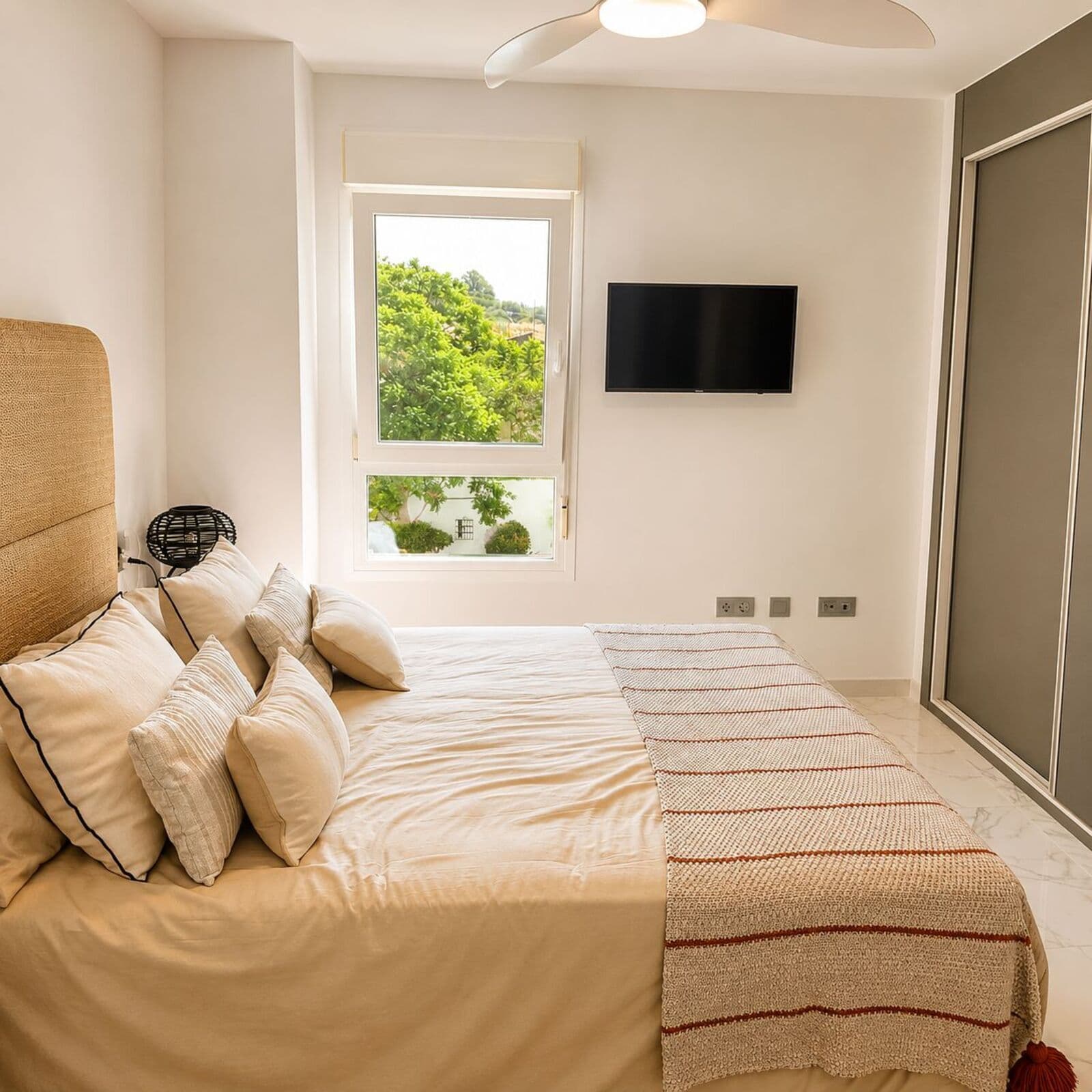 Middle Floor Apartment in San Pedro de Alcántara, Marbella