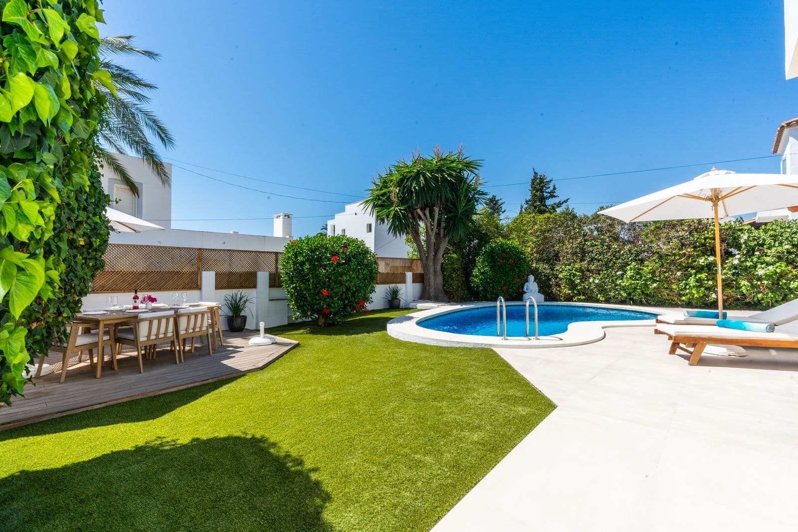 Detached Villa in Marbesa, Marbella East