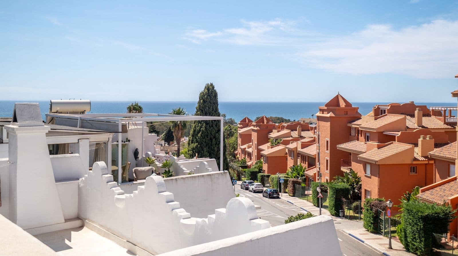 Townhouse in Cabopino, Marbella East