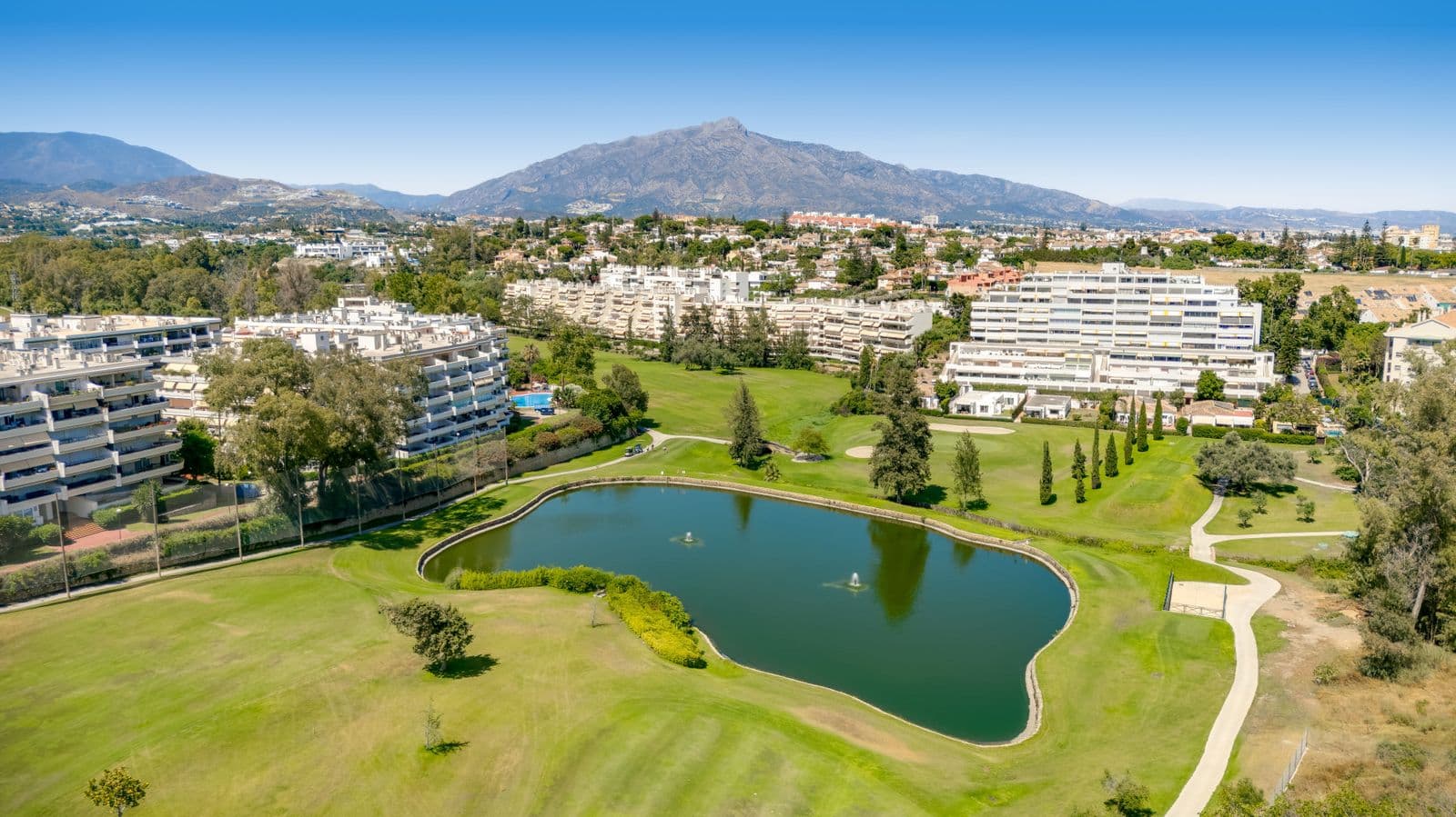 Middle Floor Apartment in San Pedro de Alcántara, Marbella