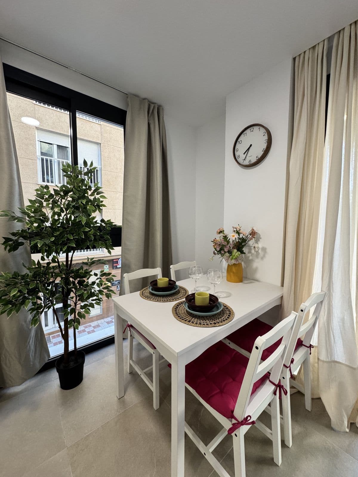 Middle Floor Apartment in Estepona, Estepona