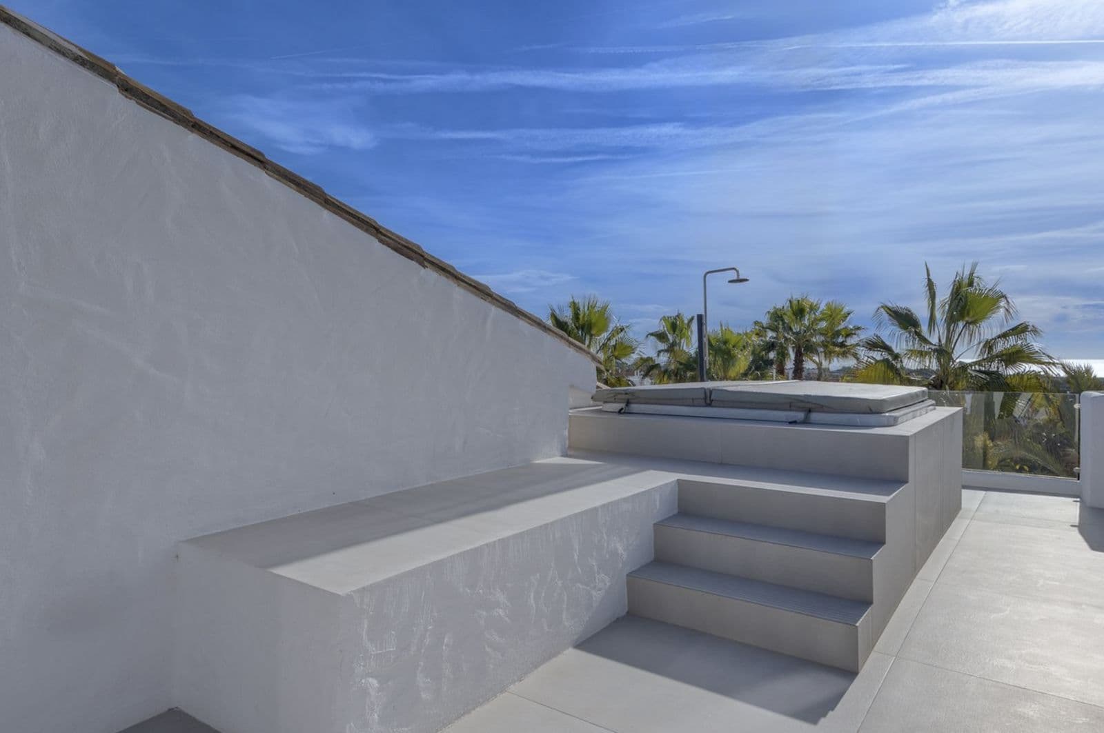 Penthouse Duplex in El Paraiso, Estepona