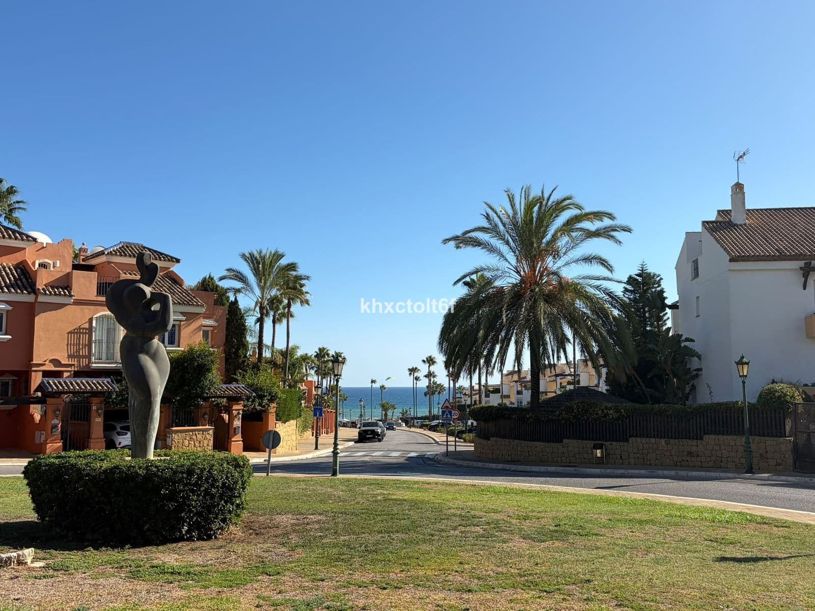 Middle Floor Apartment in Bahía de Marbella, Marbella East