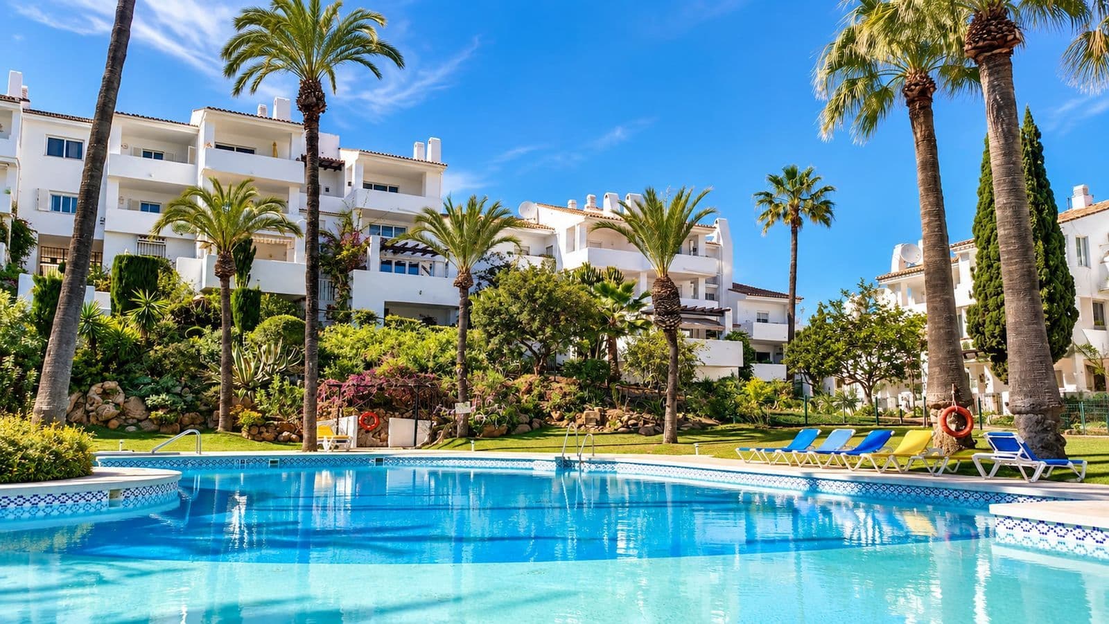 Top Floor Apartment in La Duquesa, Manilva