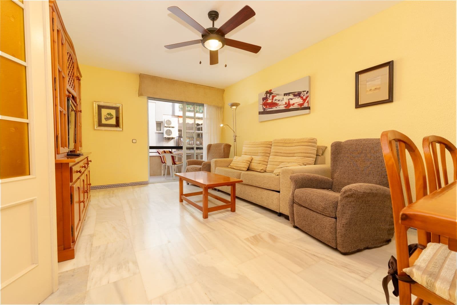 Middle Floor Apartment in Fuengirola, Fuengirola