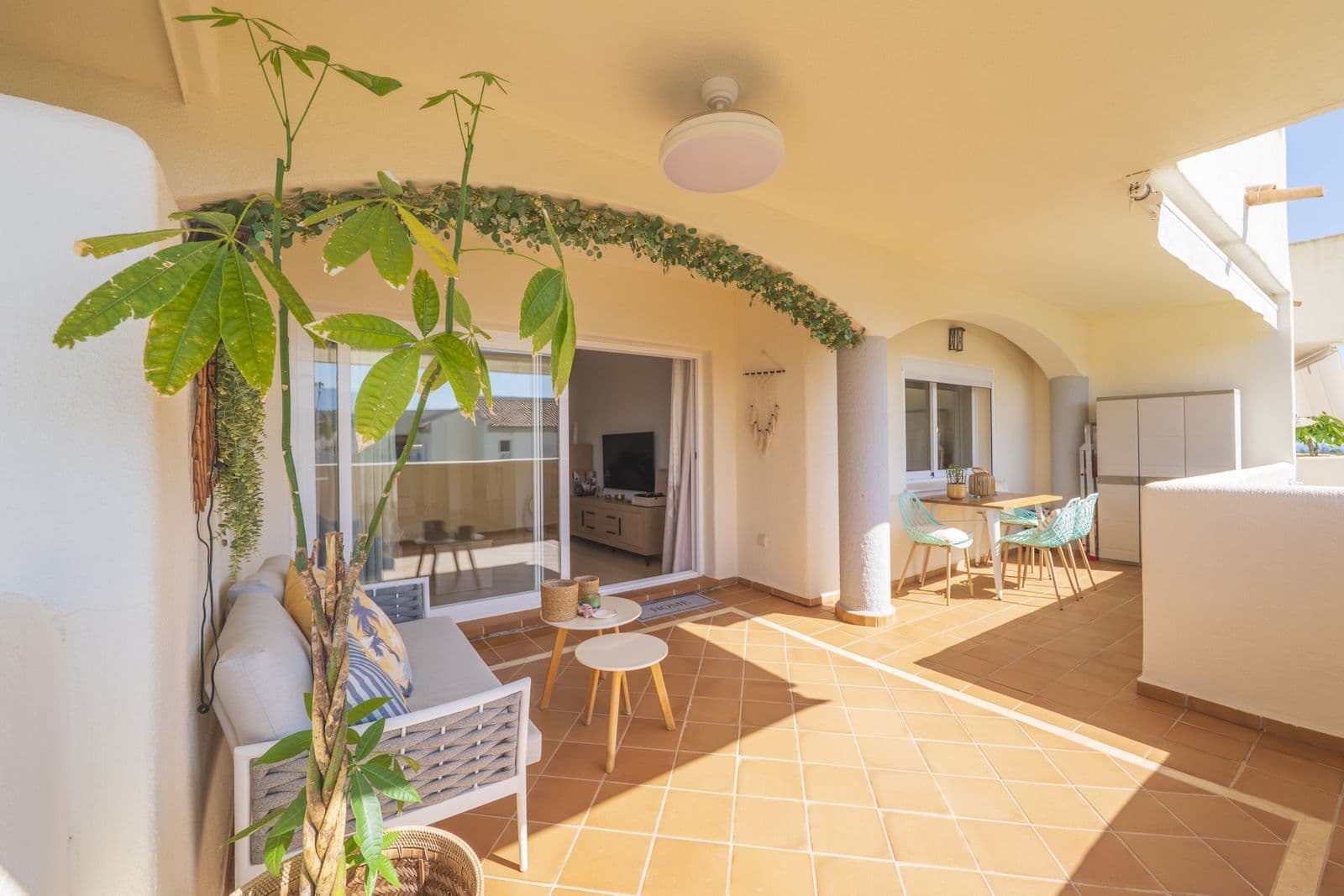 Middle Floor Apartment in Elviria, Marbella East