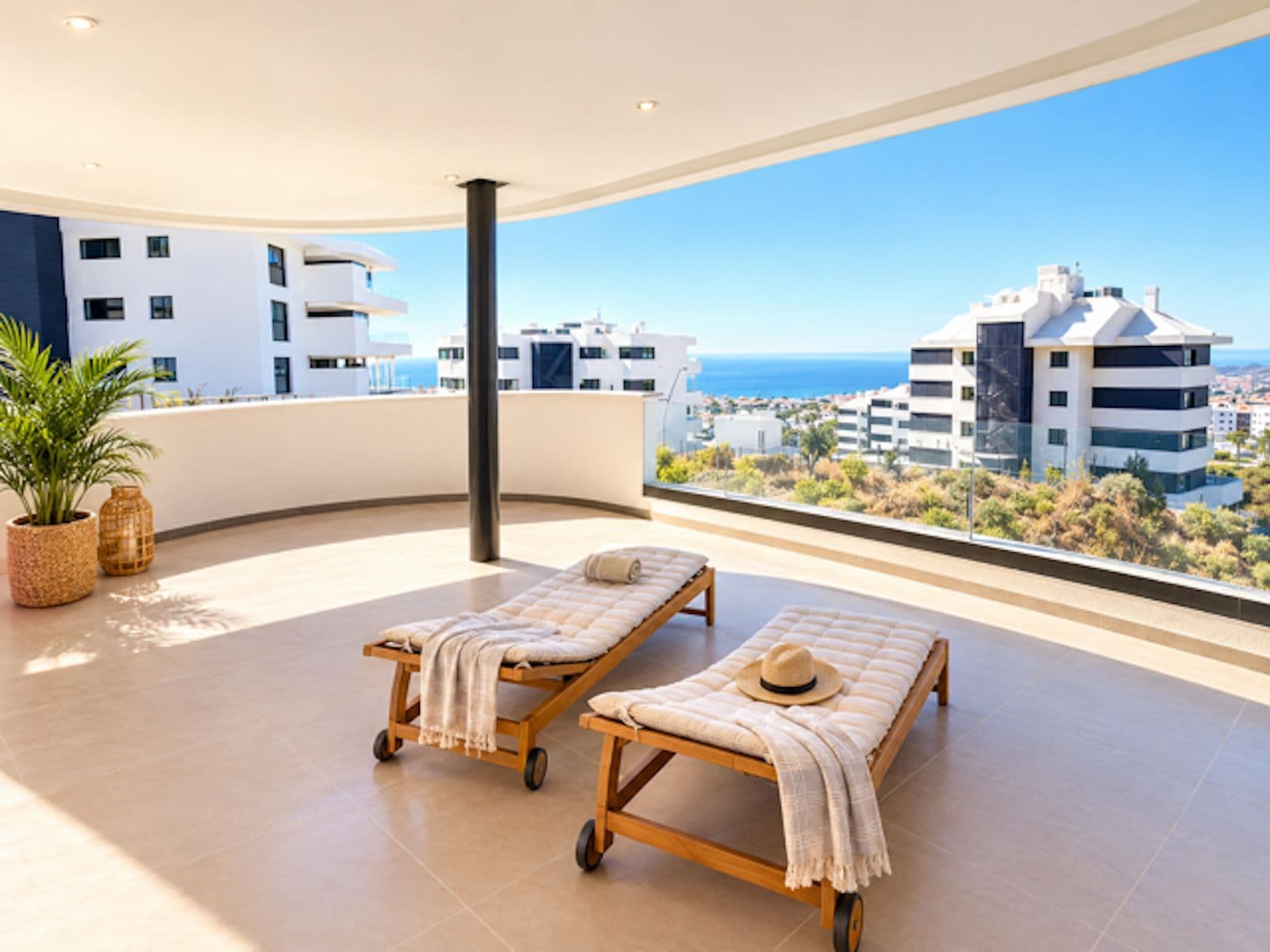 Middle Floor Apartment in Fuengirola, Fuengirola