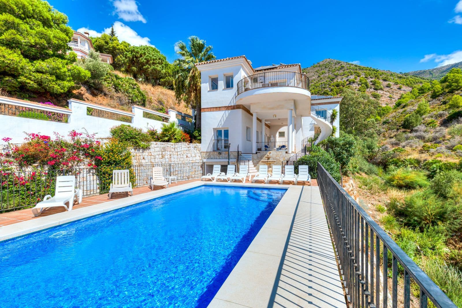 Detached Villa in Valtocado, Mijas