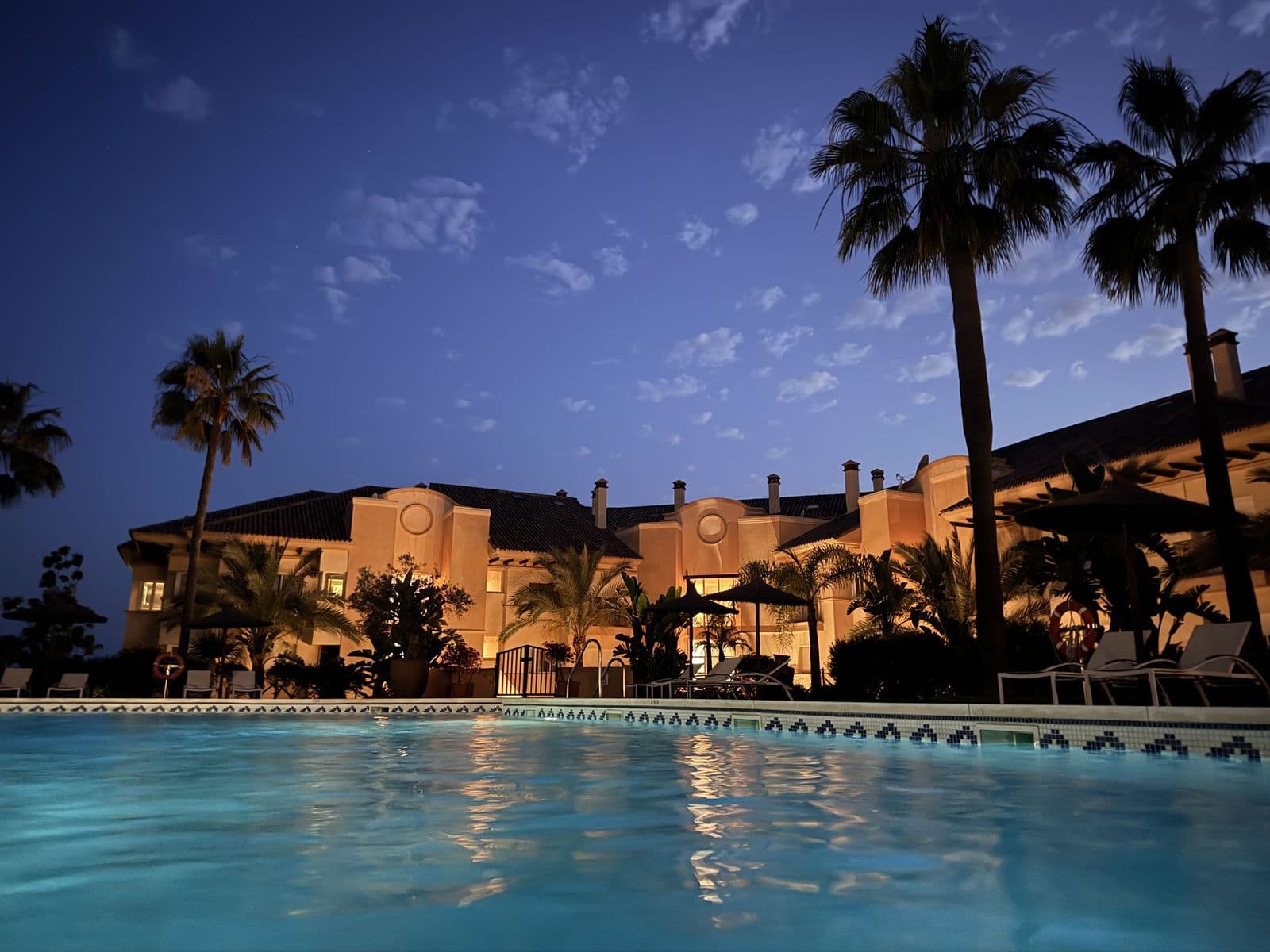 Middle Floor Apartment in Río Real, Marbella East