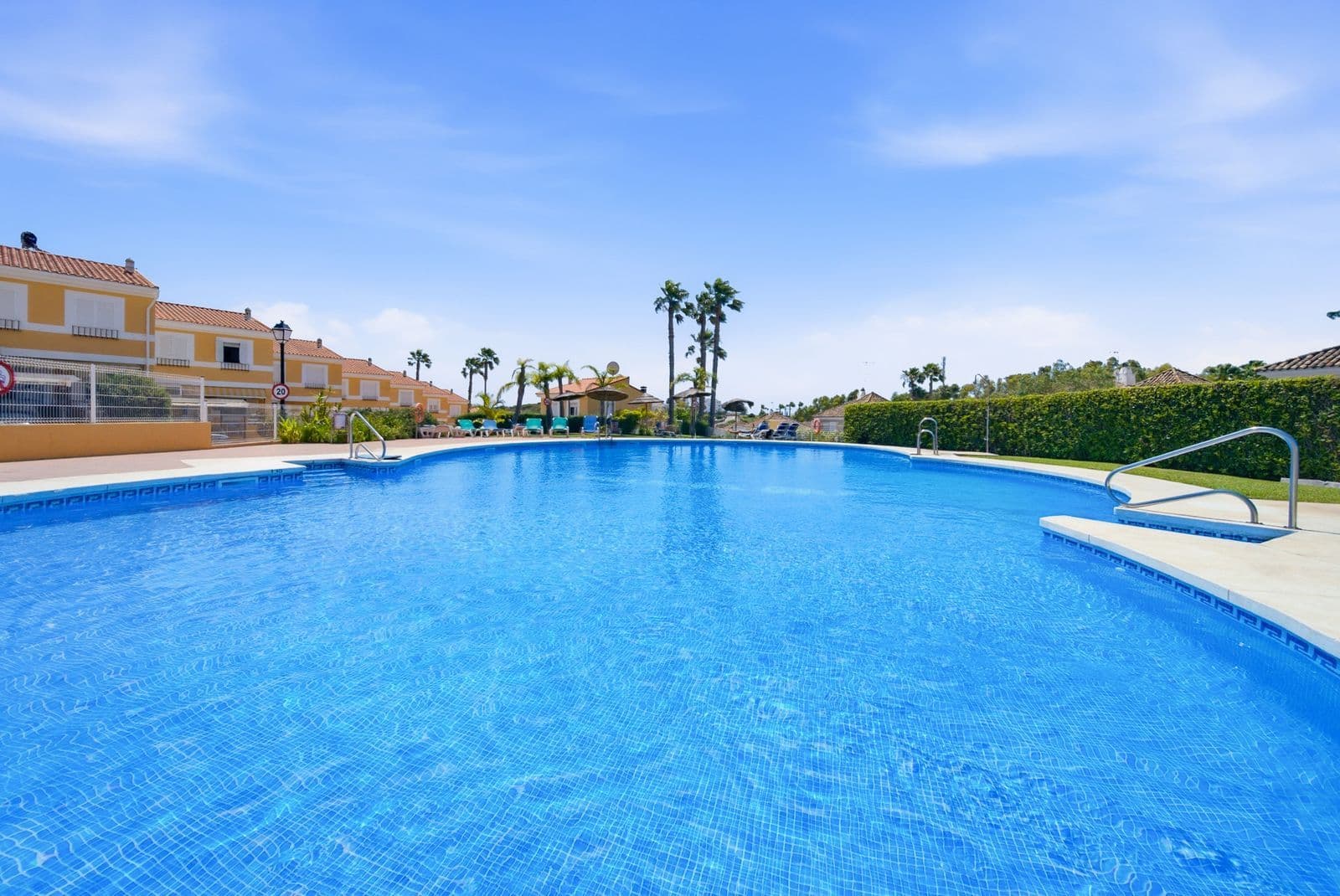 Townhouse in La Duquesa, Manilva
