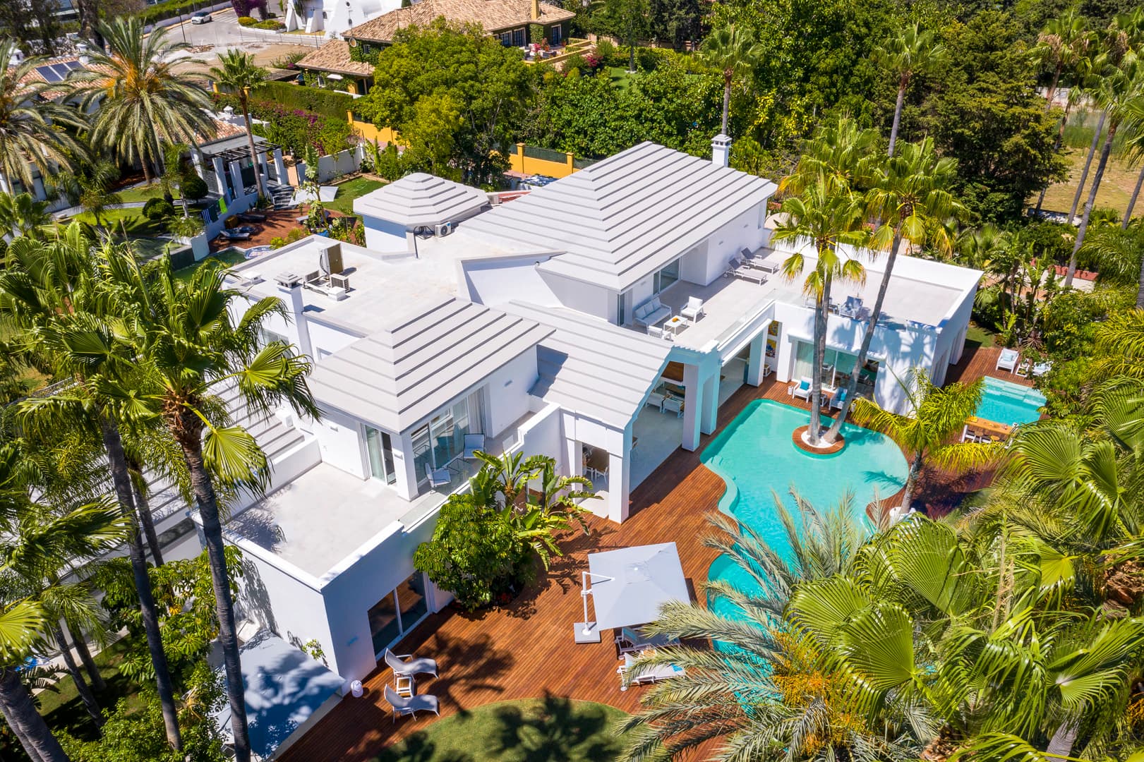 Villa Zebra, 19