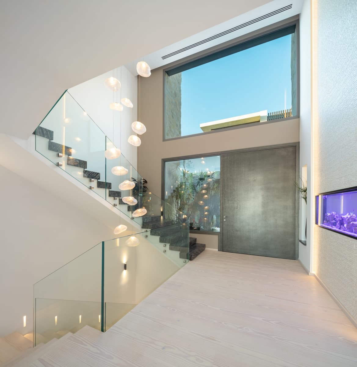 Luxury Villa with Panoramic Sea View in La Quinta, 14
