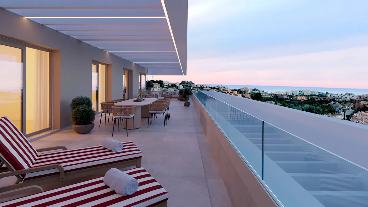 Riviera Hills, 2